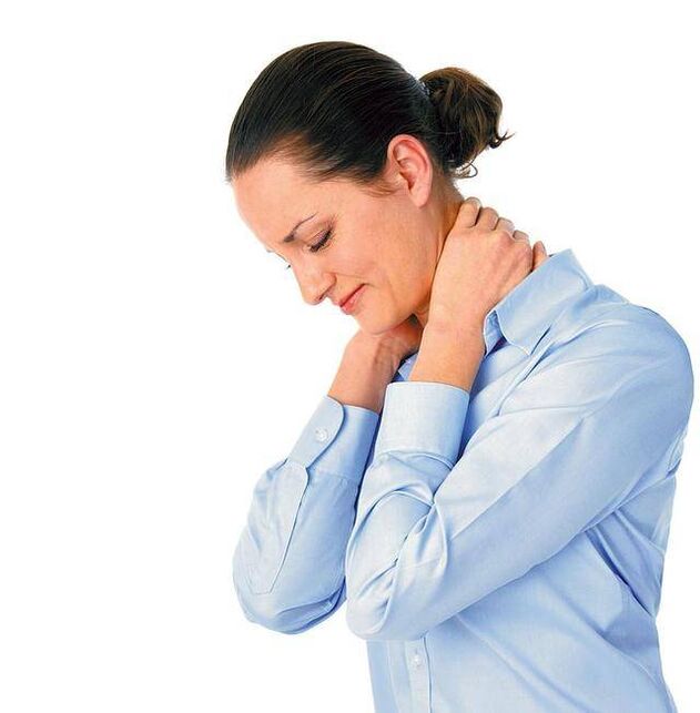 Dureri de cap la o femeie pe fundalul osteocondrozei toracice